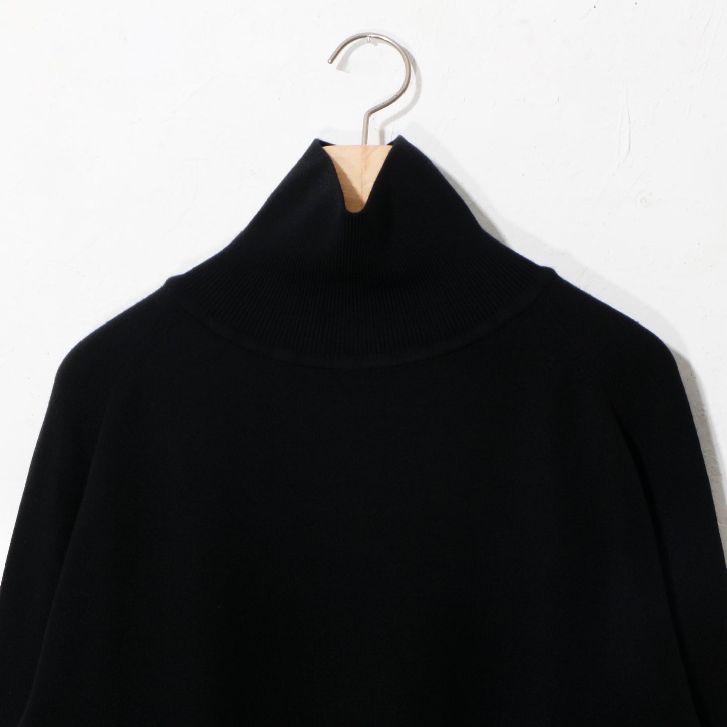 スーパー180'sウールタートル. / 黒