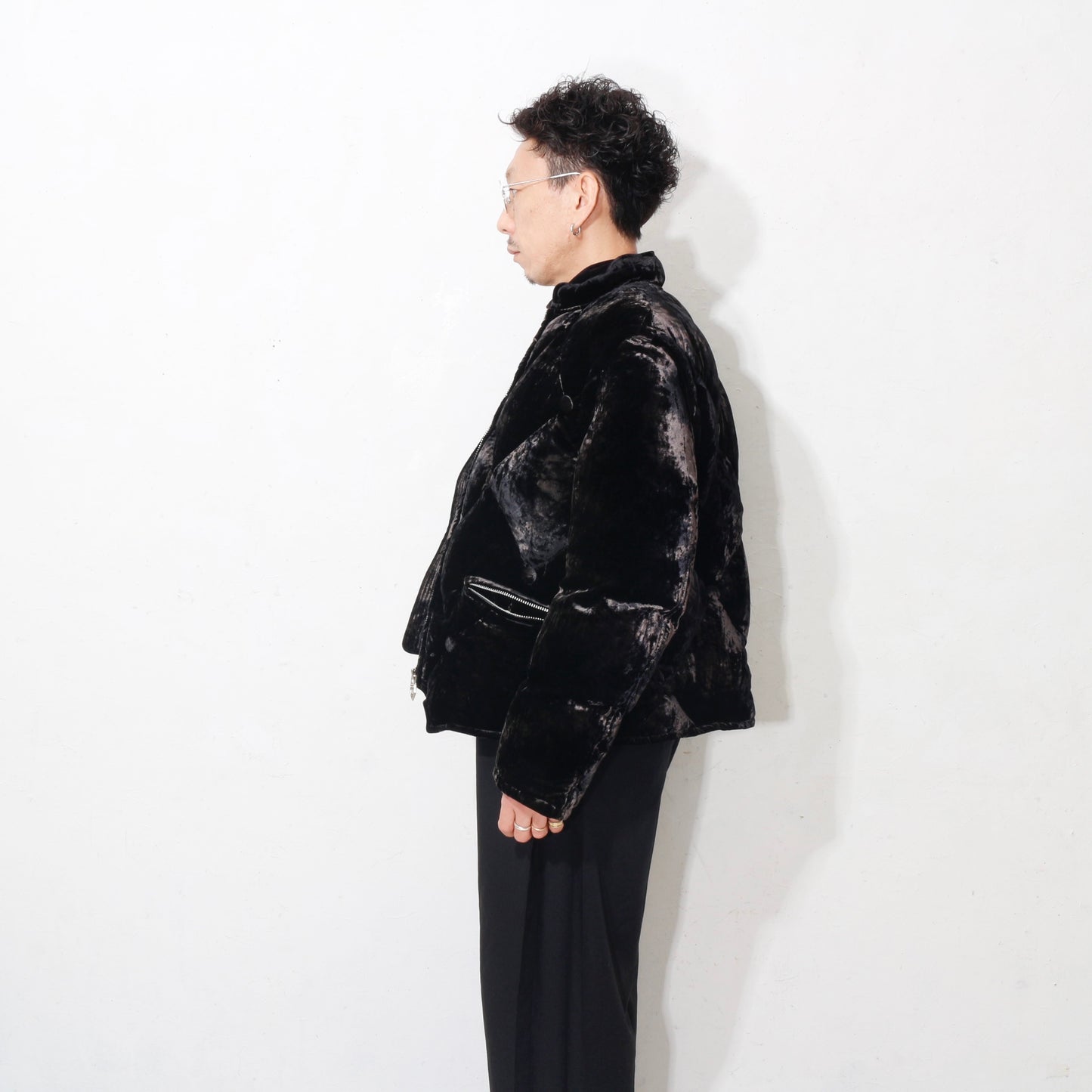 VICTORIAN SOFA DOWN JACKET / black