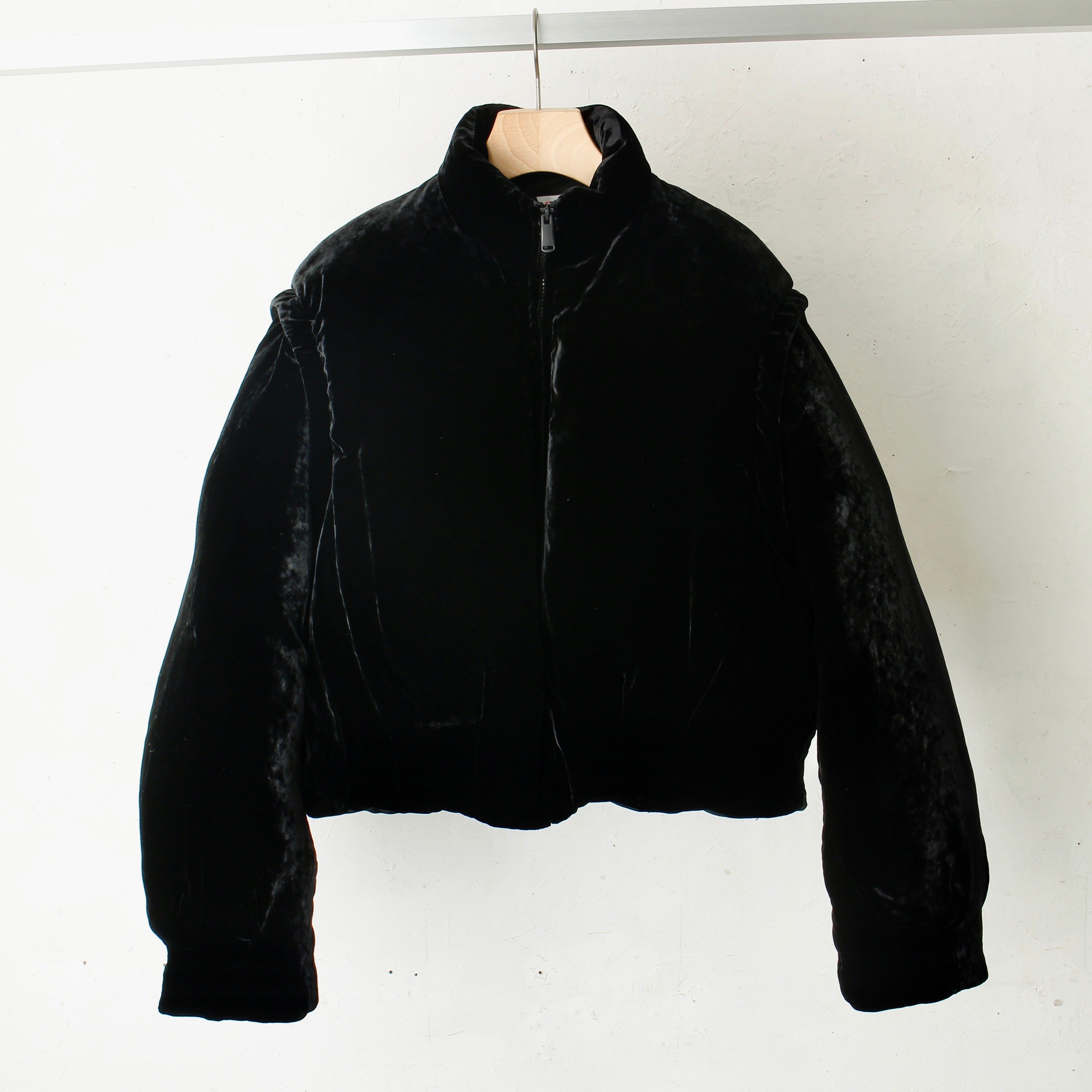 VELVET PUFFER JACKET / BLACK – MIKIRIHASSHIN OFFICIAL