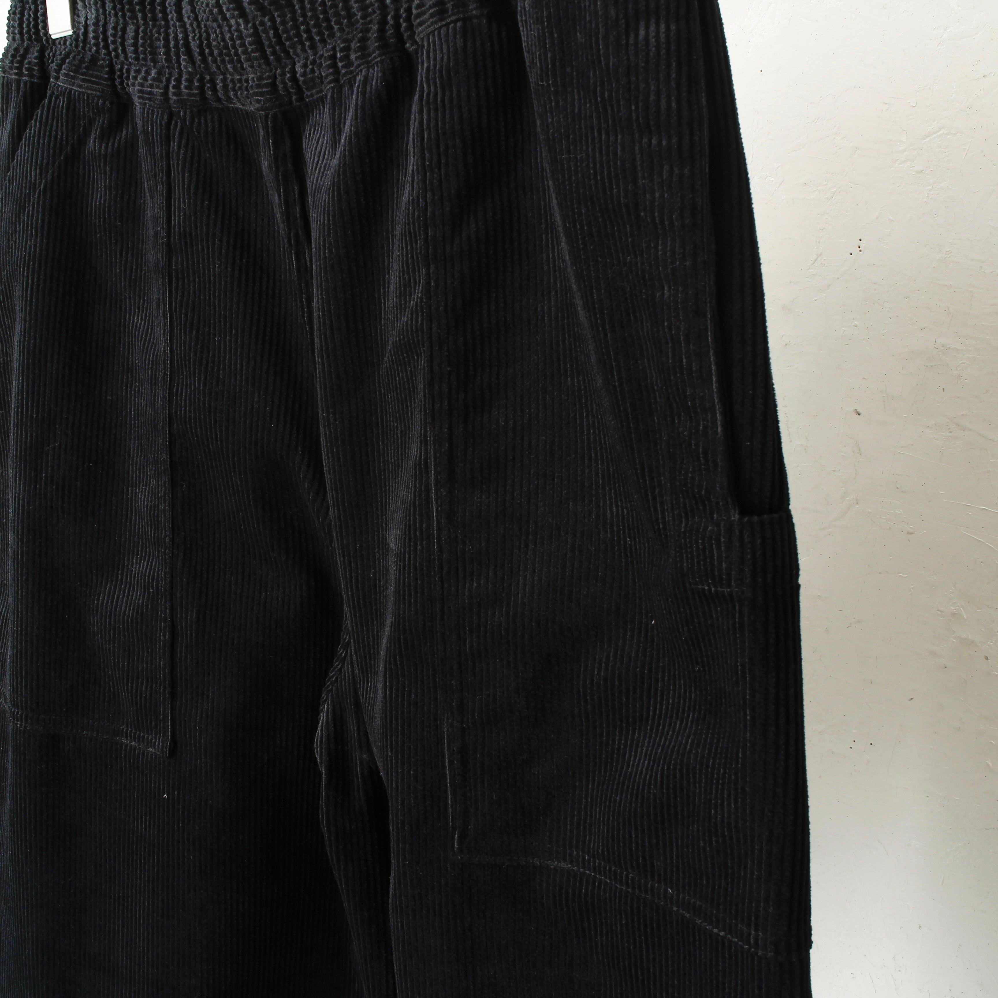 LOUNGE PANTS CORD / black – MIKIRIHASSHIN OFFICIAL