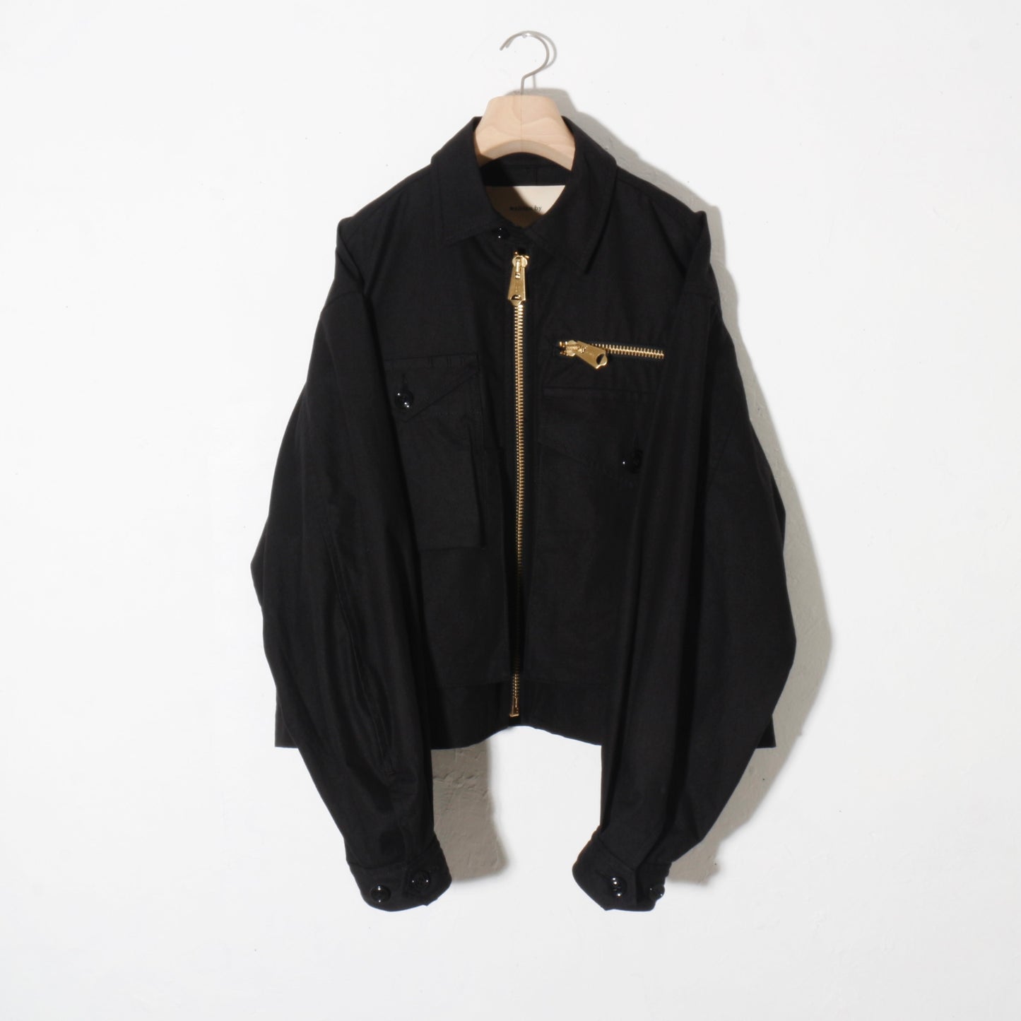 written by /MULTI POCKET ZIP UP BLOUSON. / bk