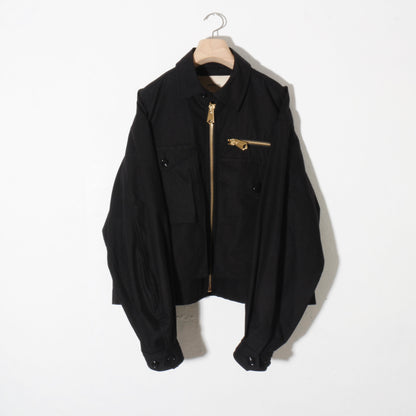 written by /MULTI POCKET ZIP UP BLOUSON. / bk