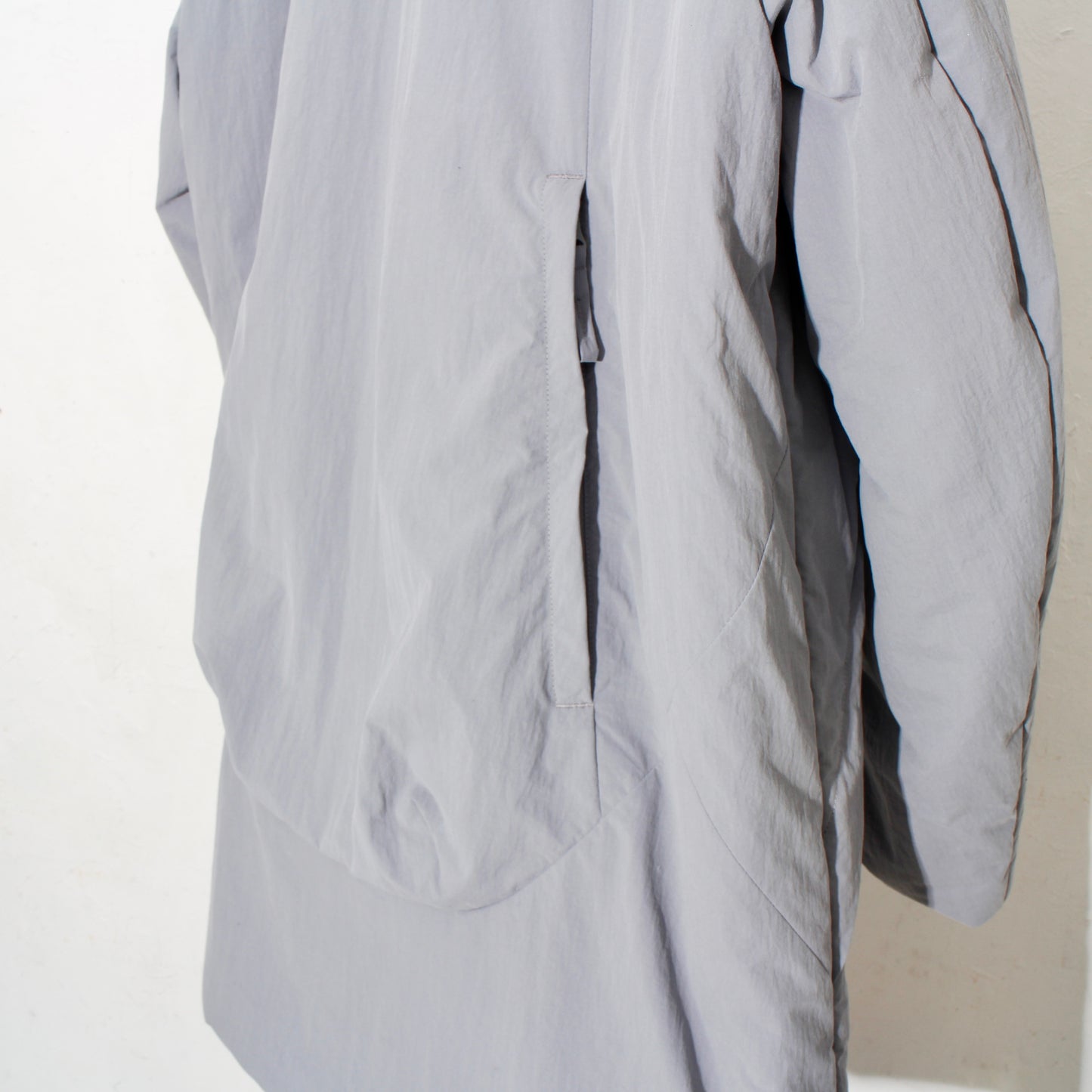 HIDESIGN  / Security Coat for Device  / medium gray