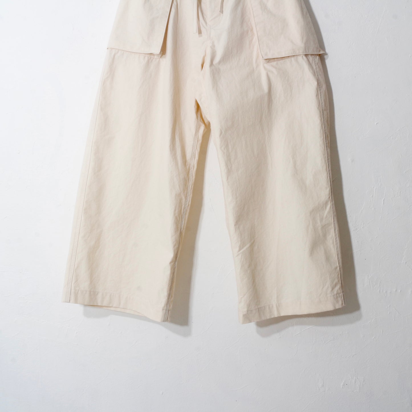 written by / multi pocket pants / natural