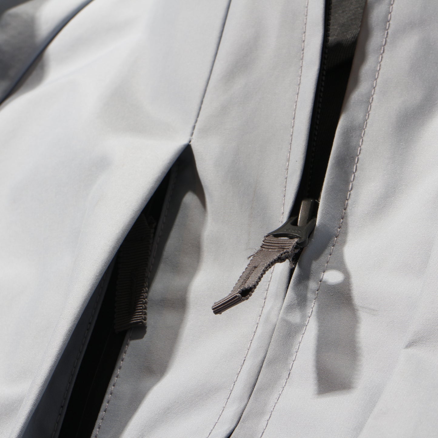 HIDESIGN /　NEWSPAPER JACKET– Prototype