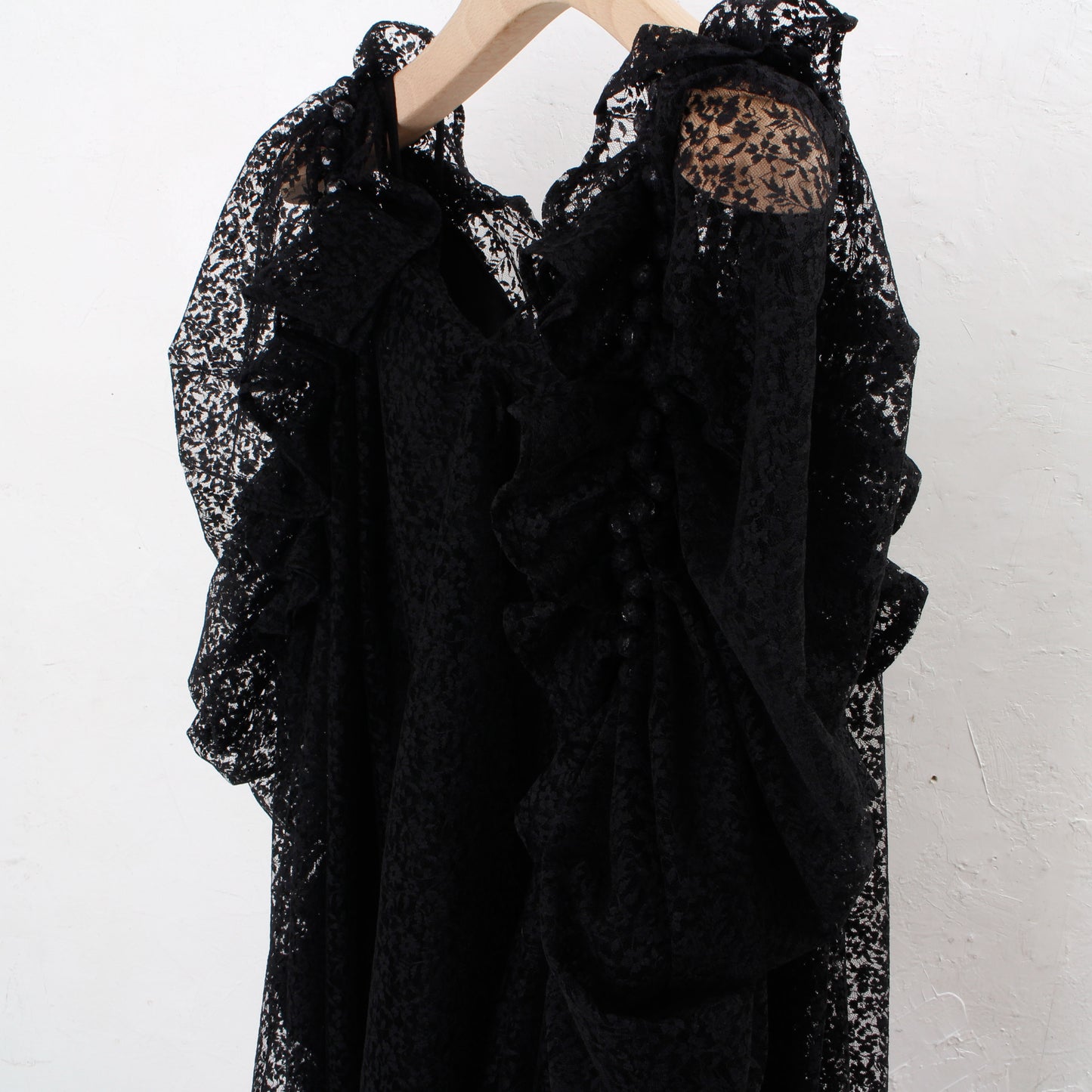 natsumi osawa/papillon sleeve tops