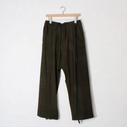 Uneven Dyed 1tuck Wide Pants / D.green