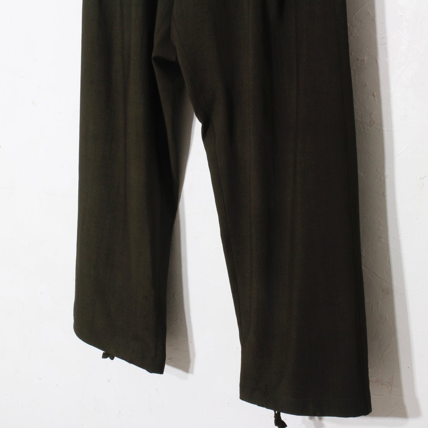 Uneven Dyed 1tuck Wide Pants / D.green