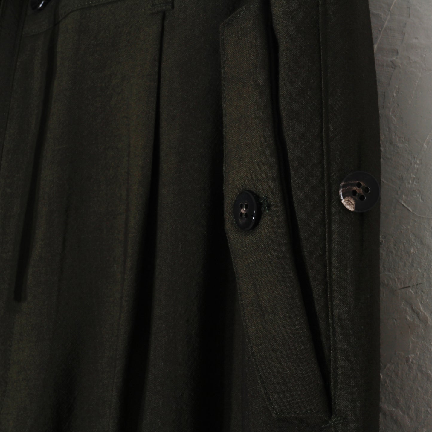 Uneven Dyed 1tuck Wide Pants / D.green