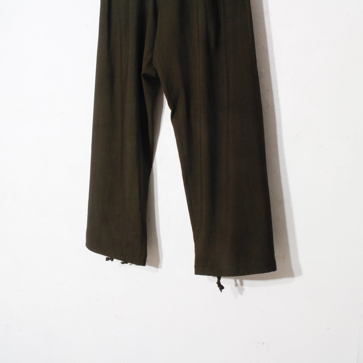 Uneven Dyed 1tuck Wide Pants / D.green