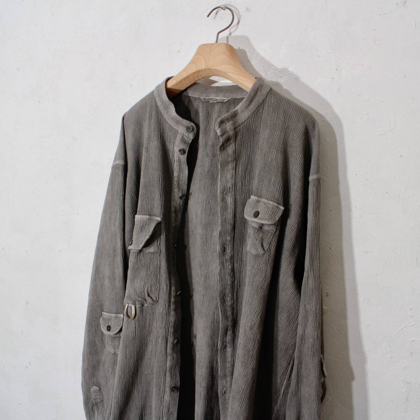 "eatable of many orders" / Celebration Scarf Shirts / charcoal