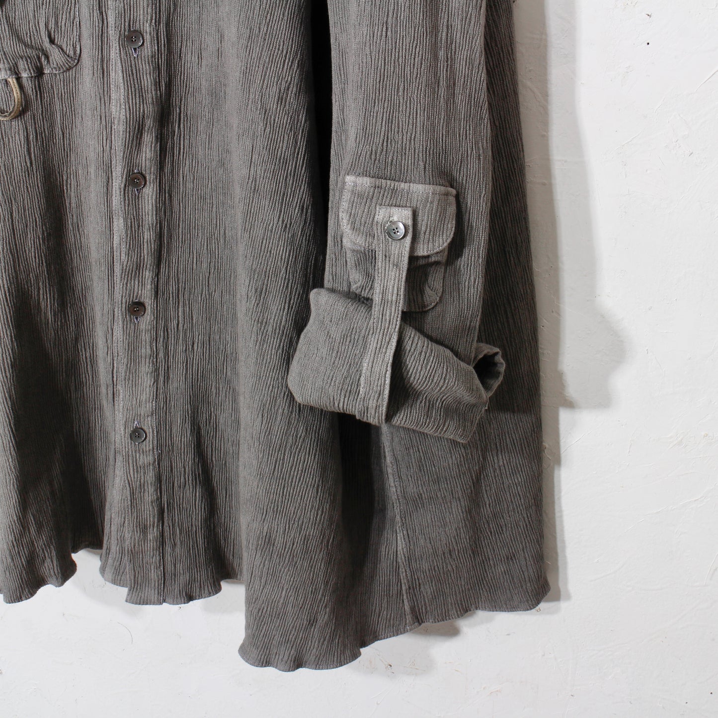 "eatable of many orders" / Celebration Scarf Shirts / charcoal