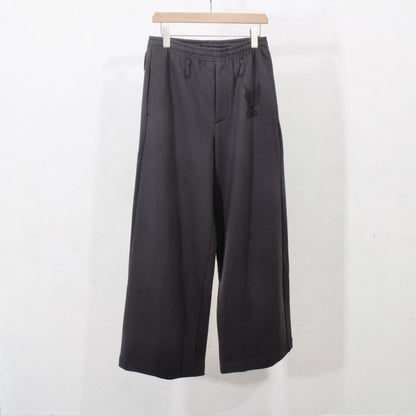 MB SWEAT PANTS / black