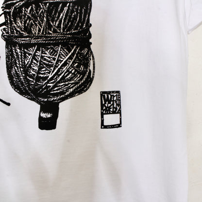 market print T-shirt / yarn  / wh