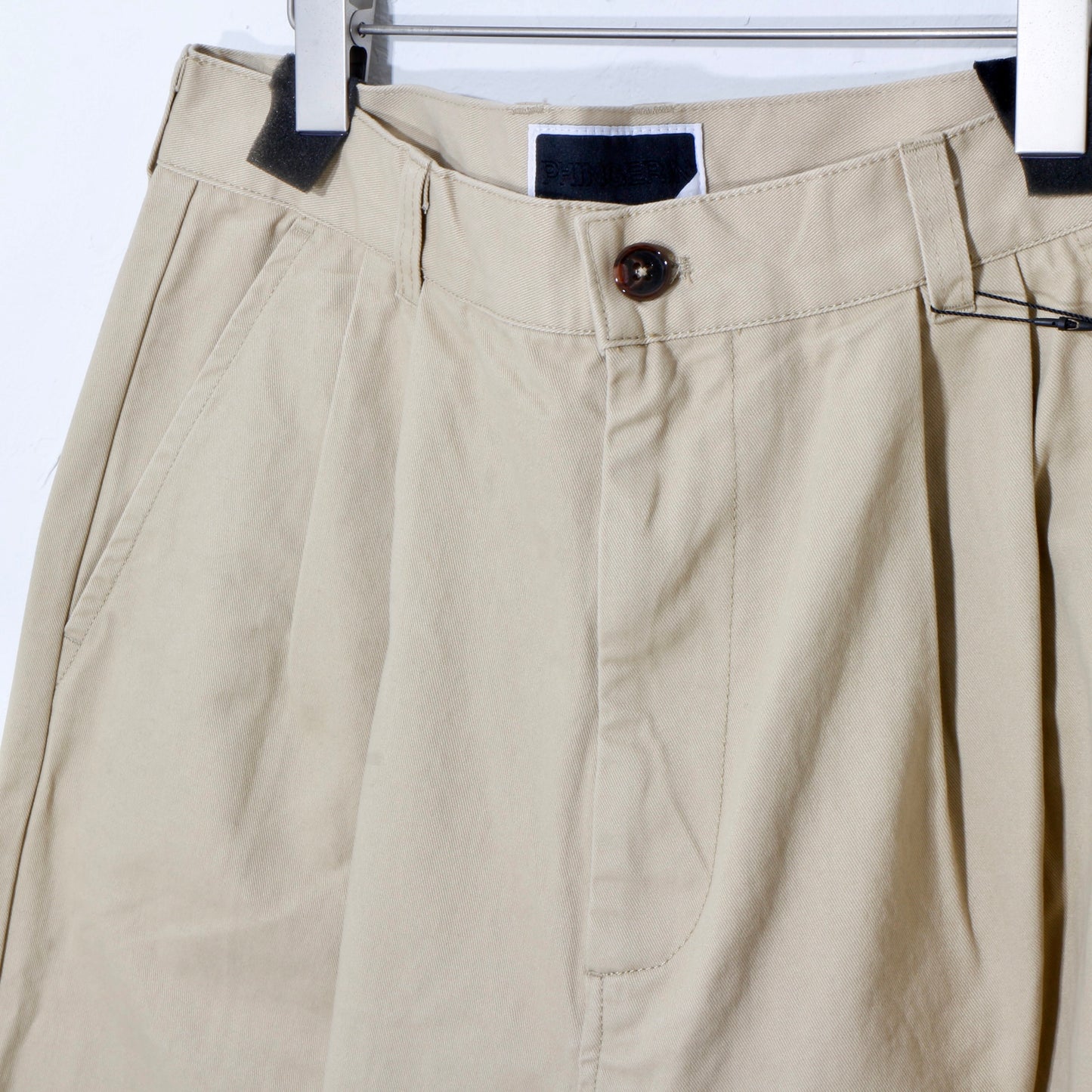 TWILL PLEATED PANTS　/ beige