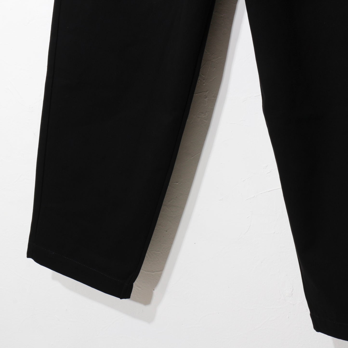 TWILL PLEATED PANTS　/ black
