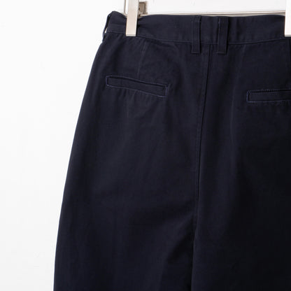 TWILL PLEATED PANTS　/ navy