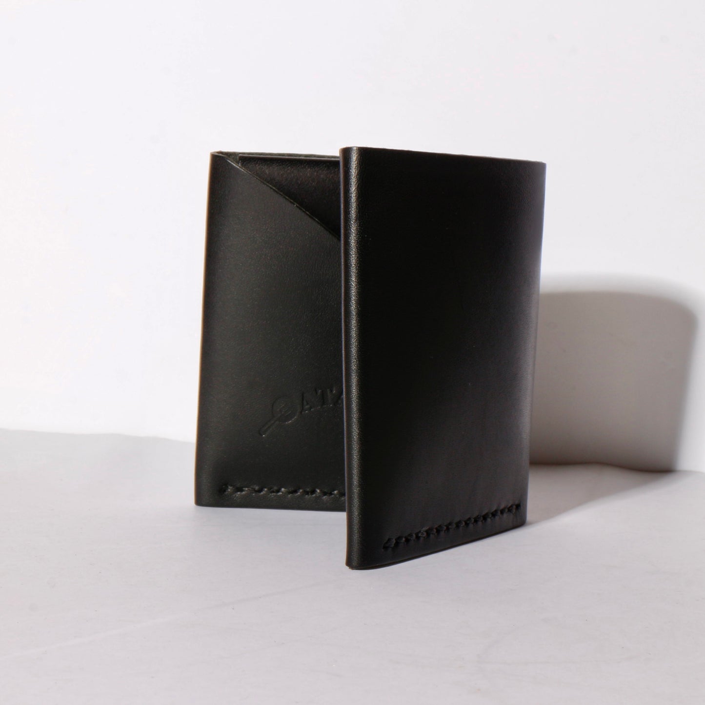 square wallet / black