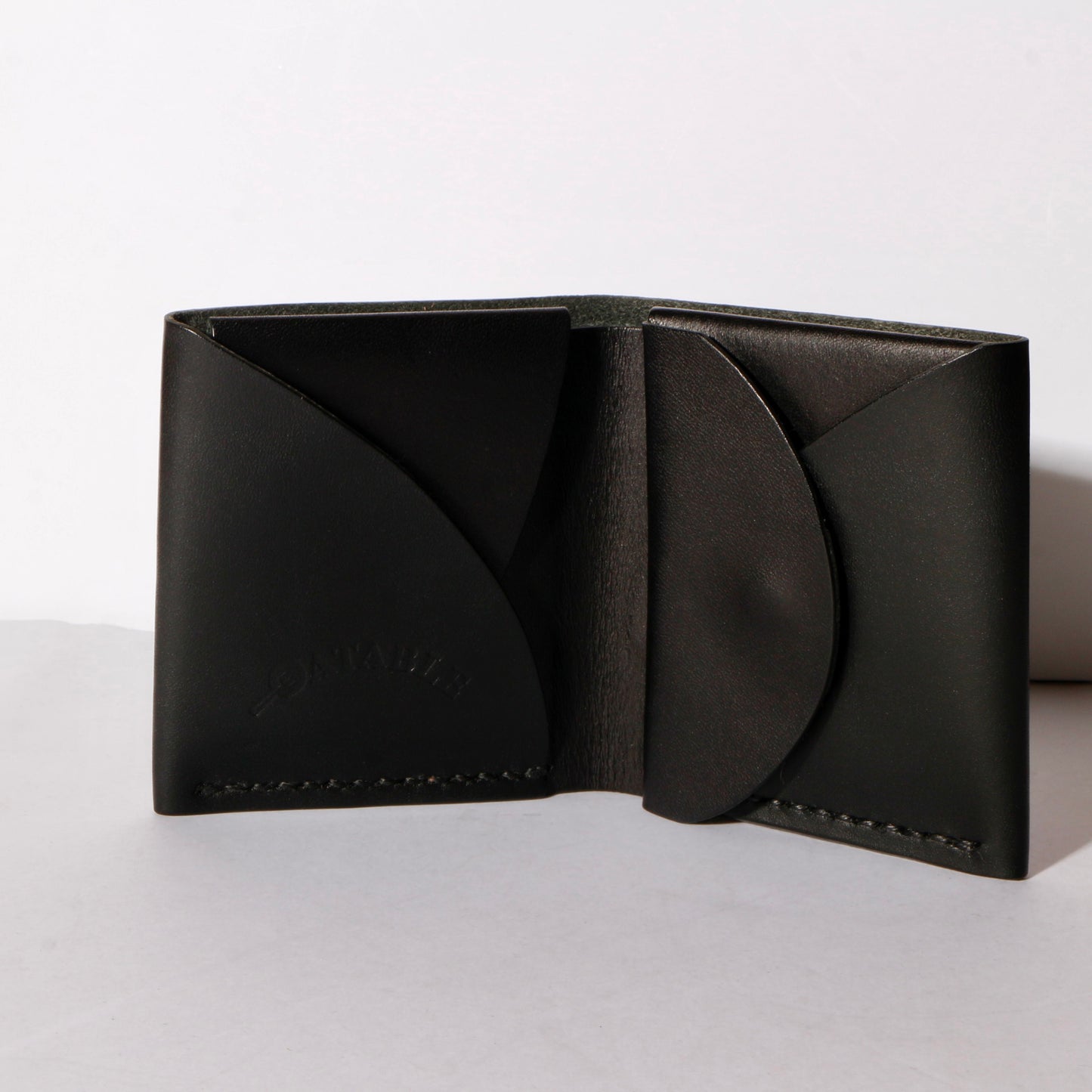 square wallet / black