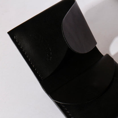 square wallet / black