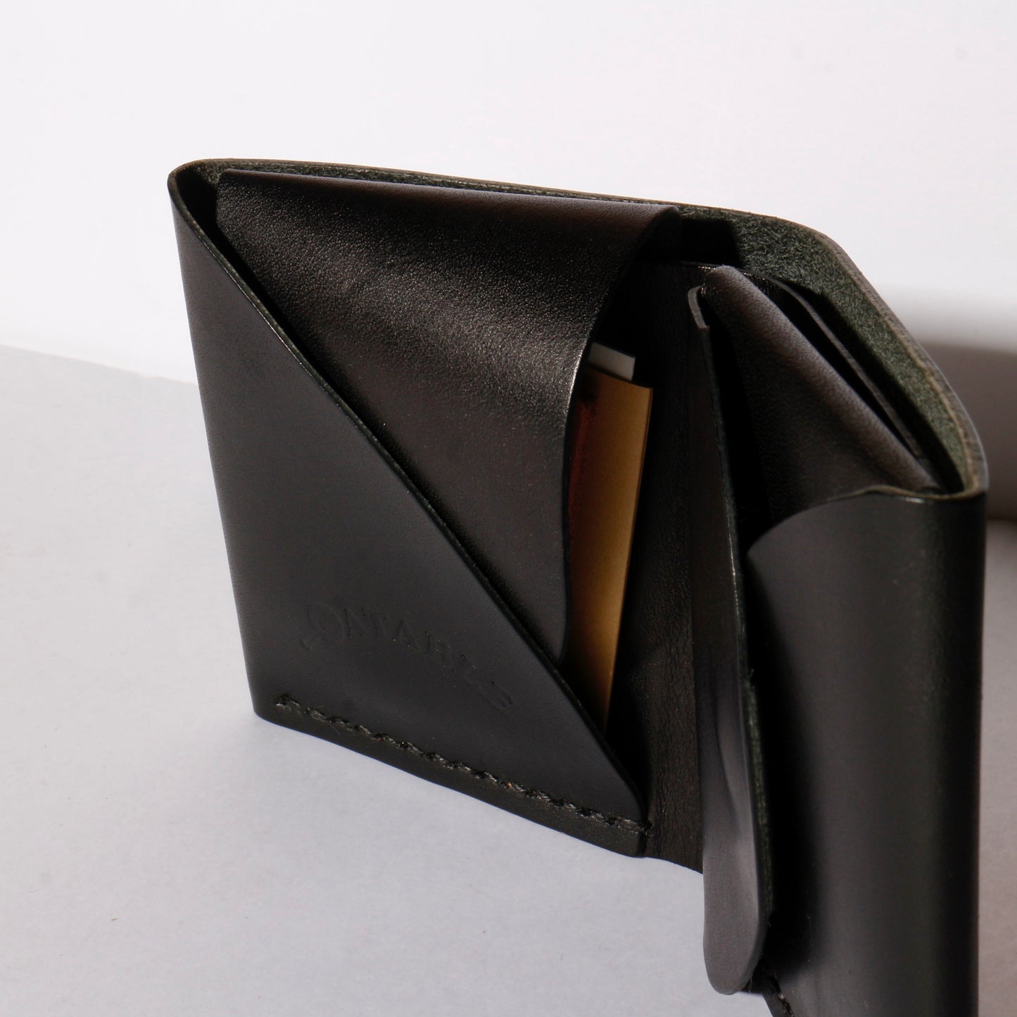 square wallet / black
