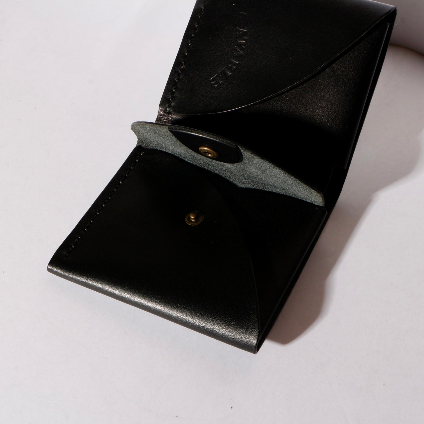 square wallet / black