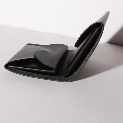 square wallet / black