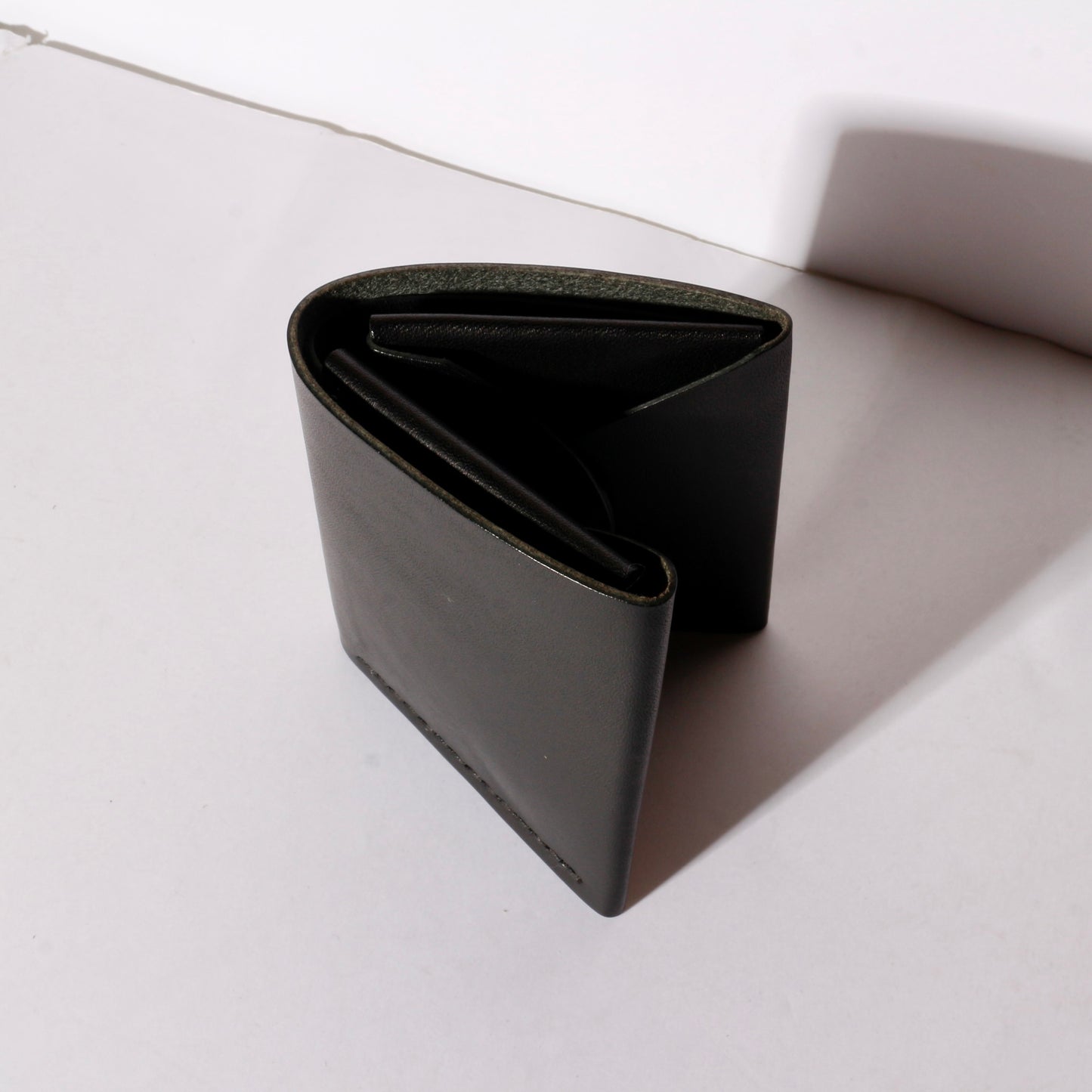 square wallet / black