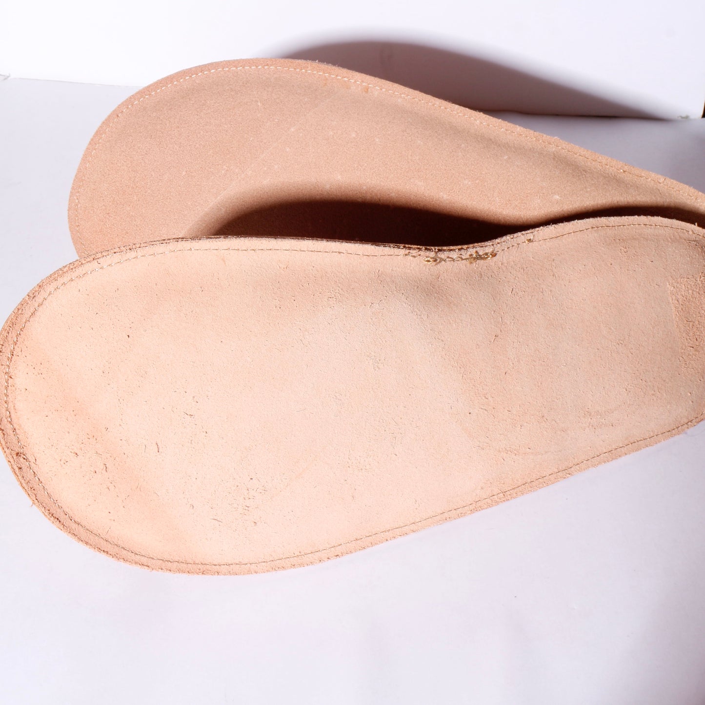 eatable / slipper  / camel