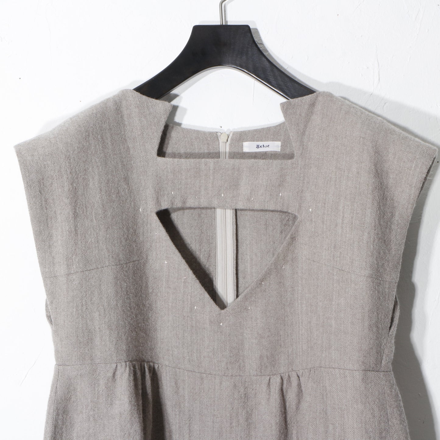 暮chic  /朝の三角窓ワンピース