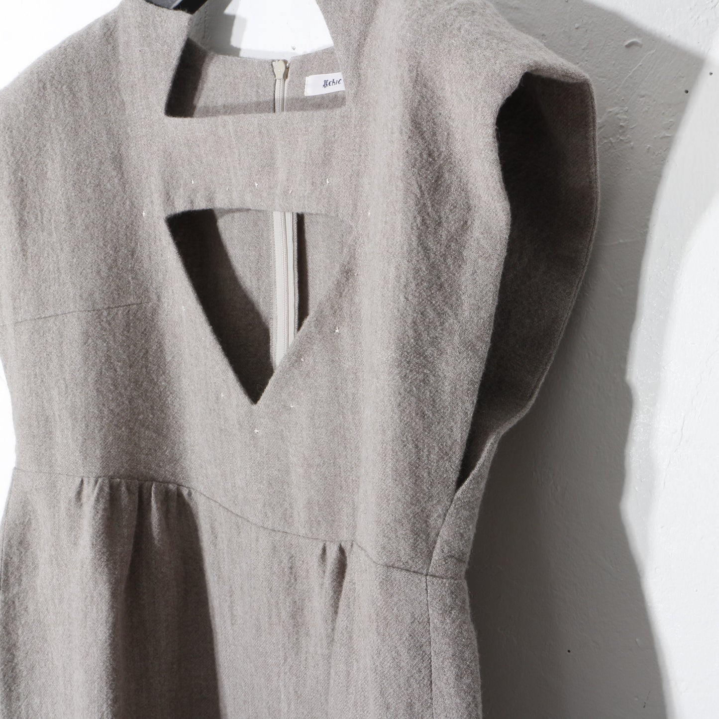 暮chic  /朝の三角窓ワンピース