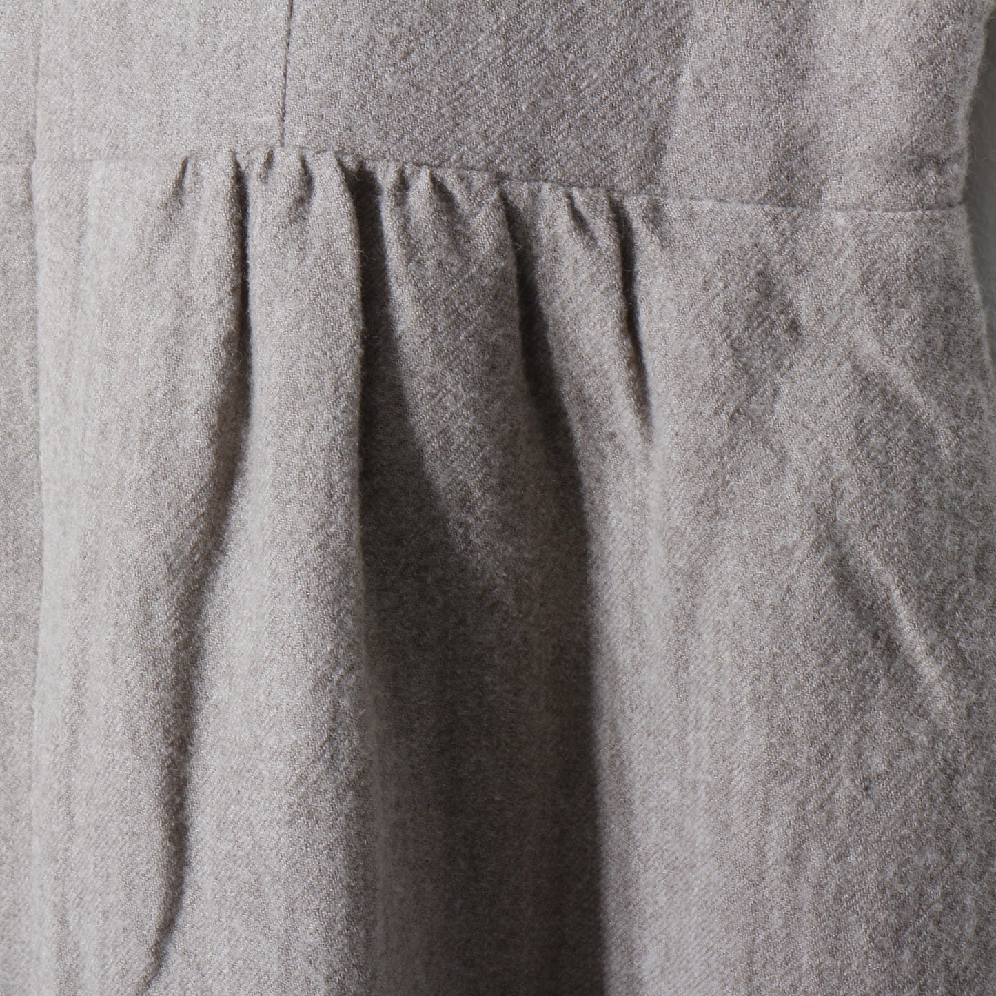 暮chic  /朝の三角窓ワンピース