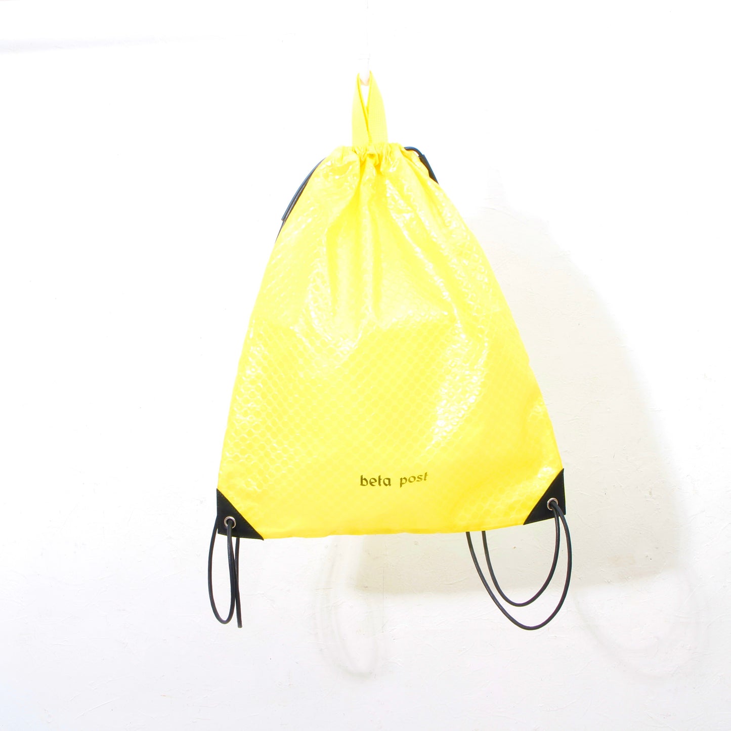 bubble wrap knap sac / yellow