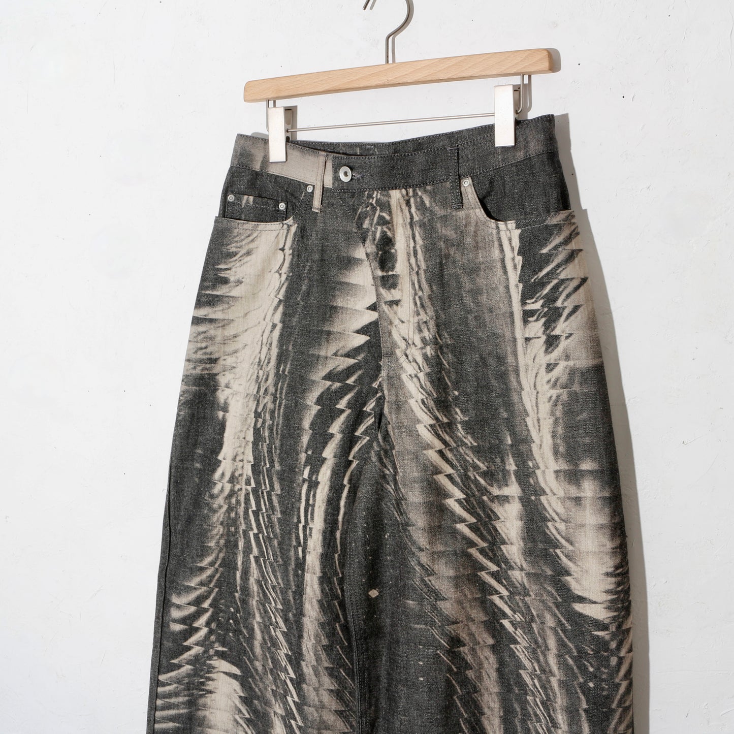 Latent Bleach Denim / black