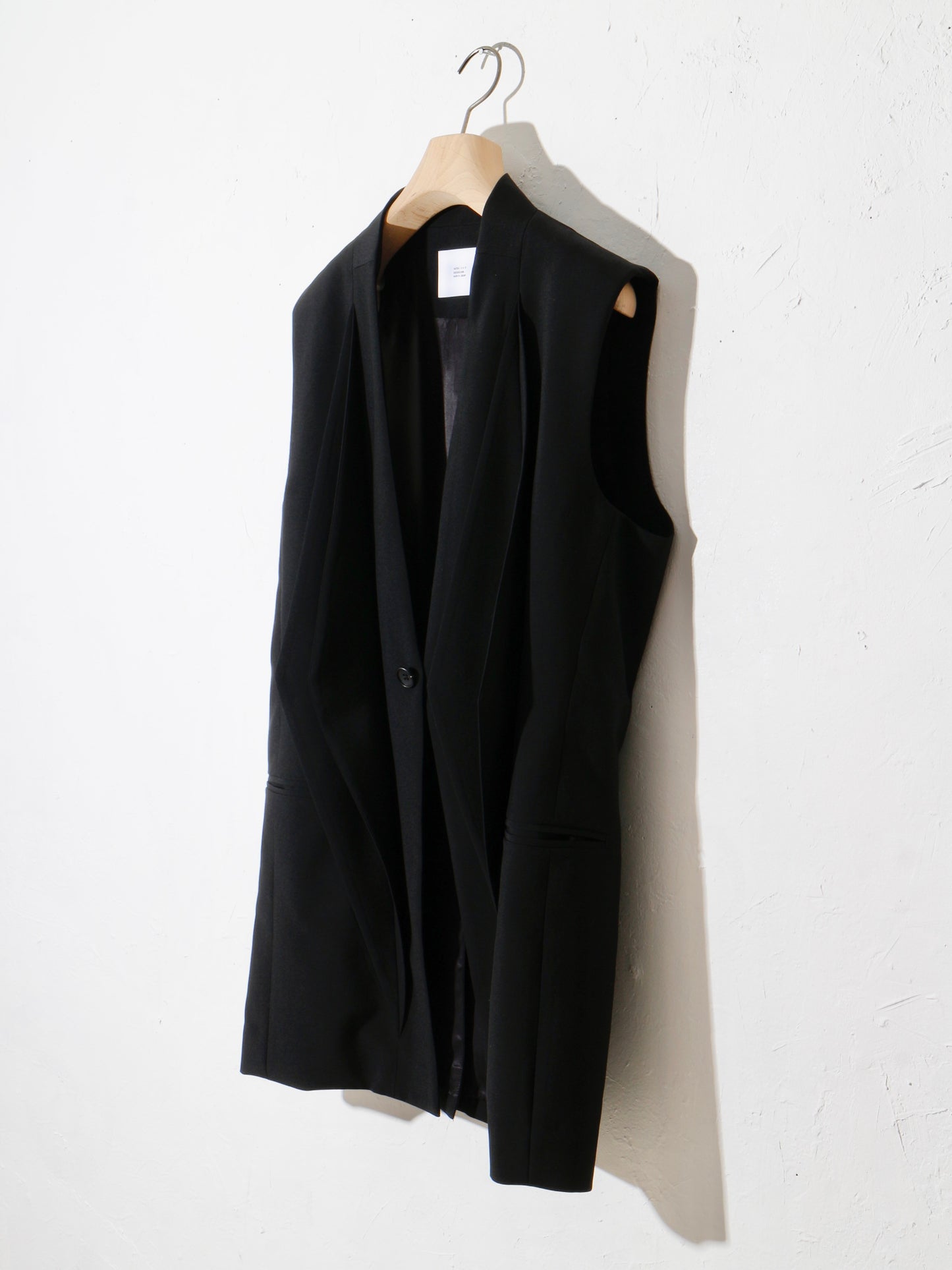 Dia_Sleeveless_Jacket / black