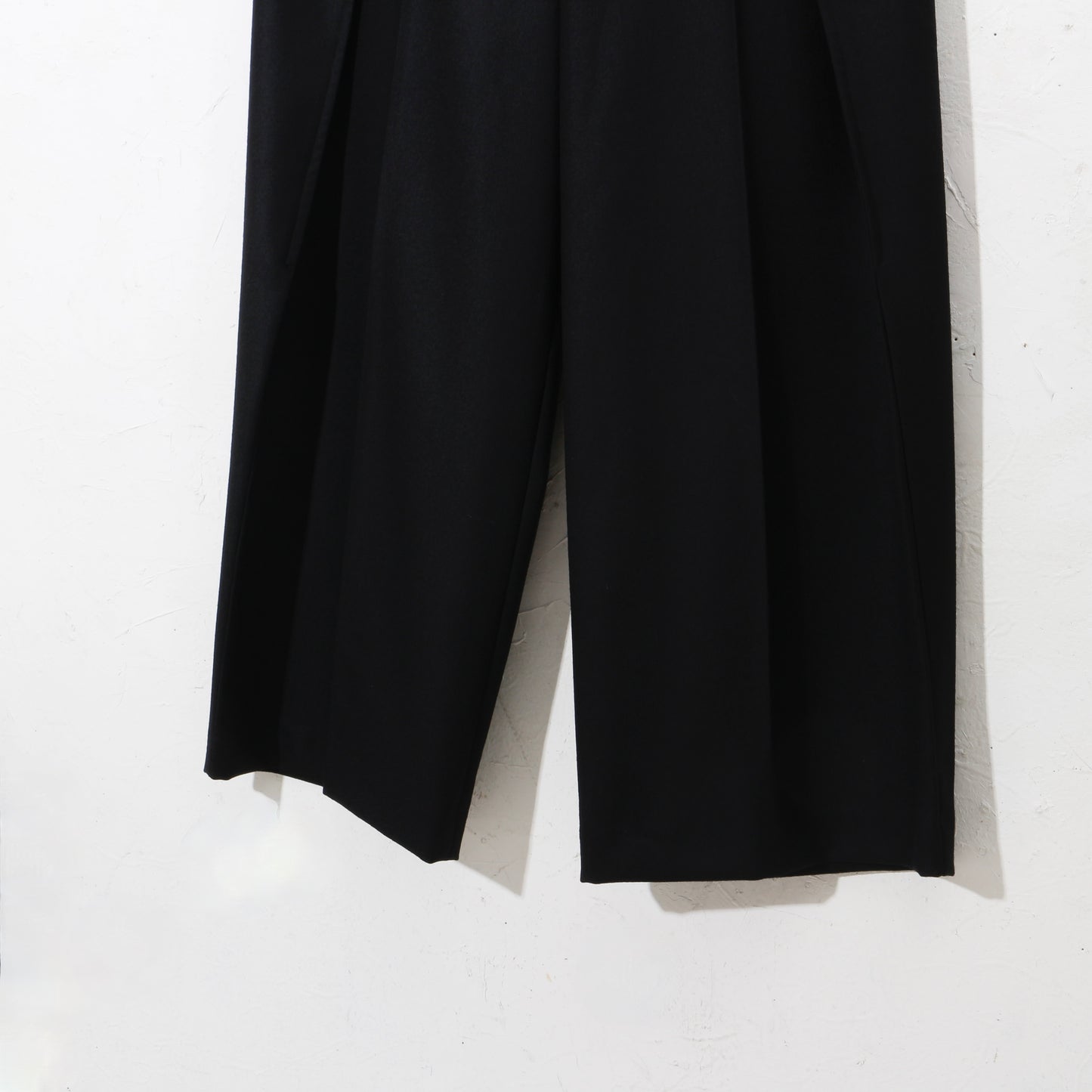 Dub Tailored Trousers / black