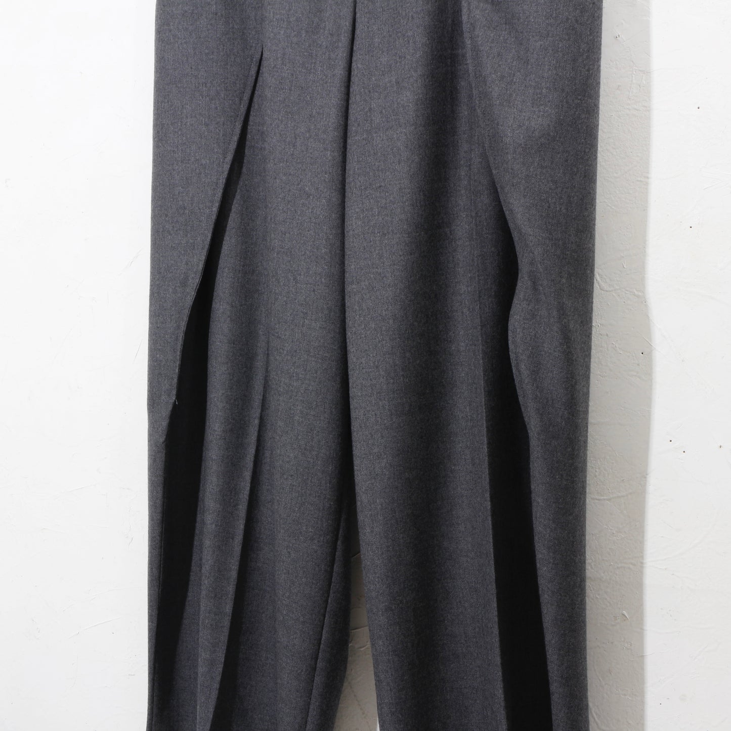 Dub Tailored Trousers / grey