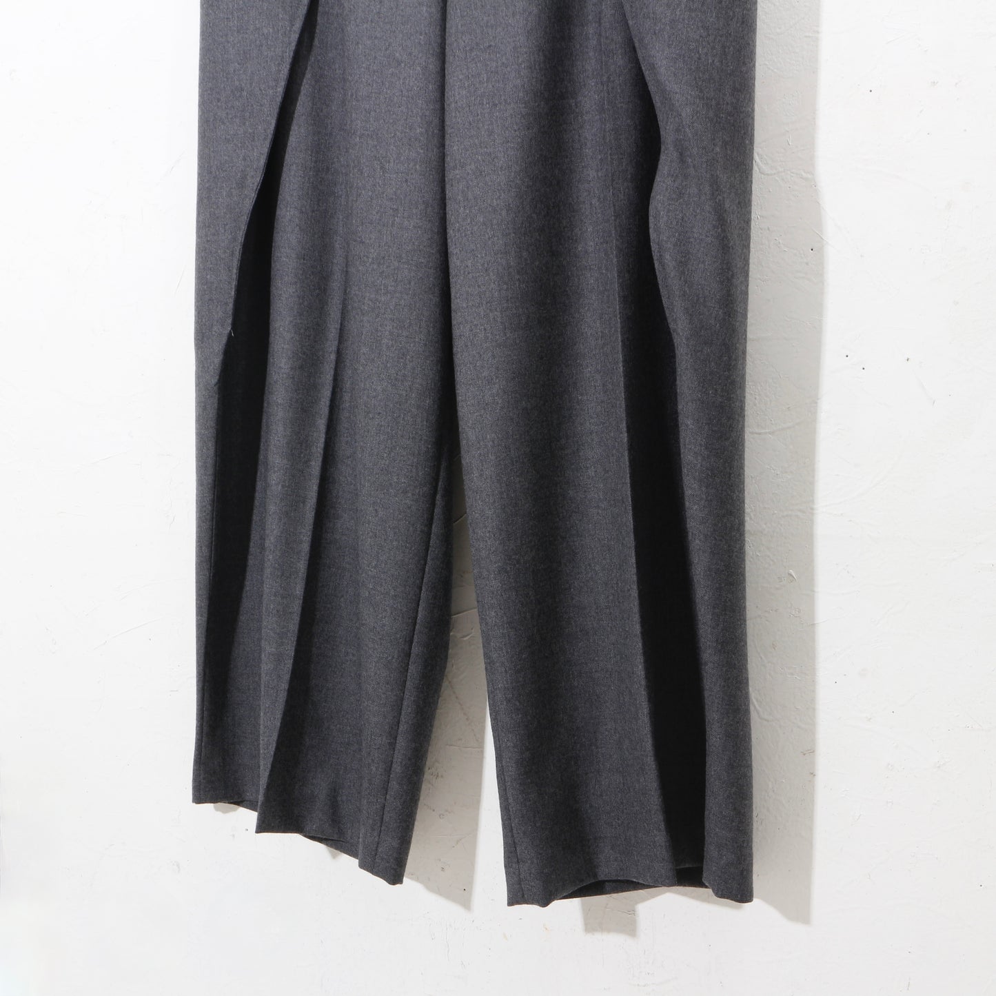 Dub Tailored Trousers / grey