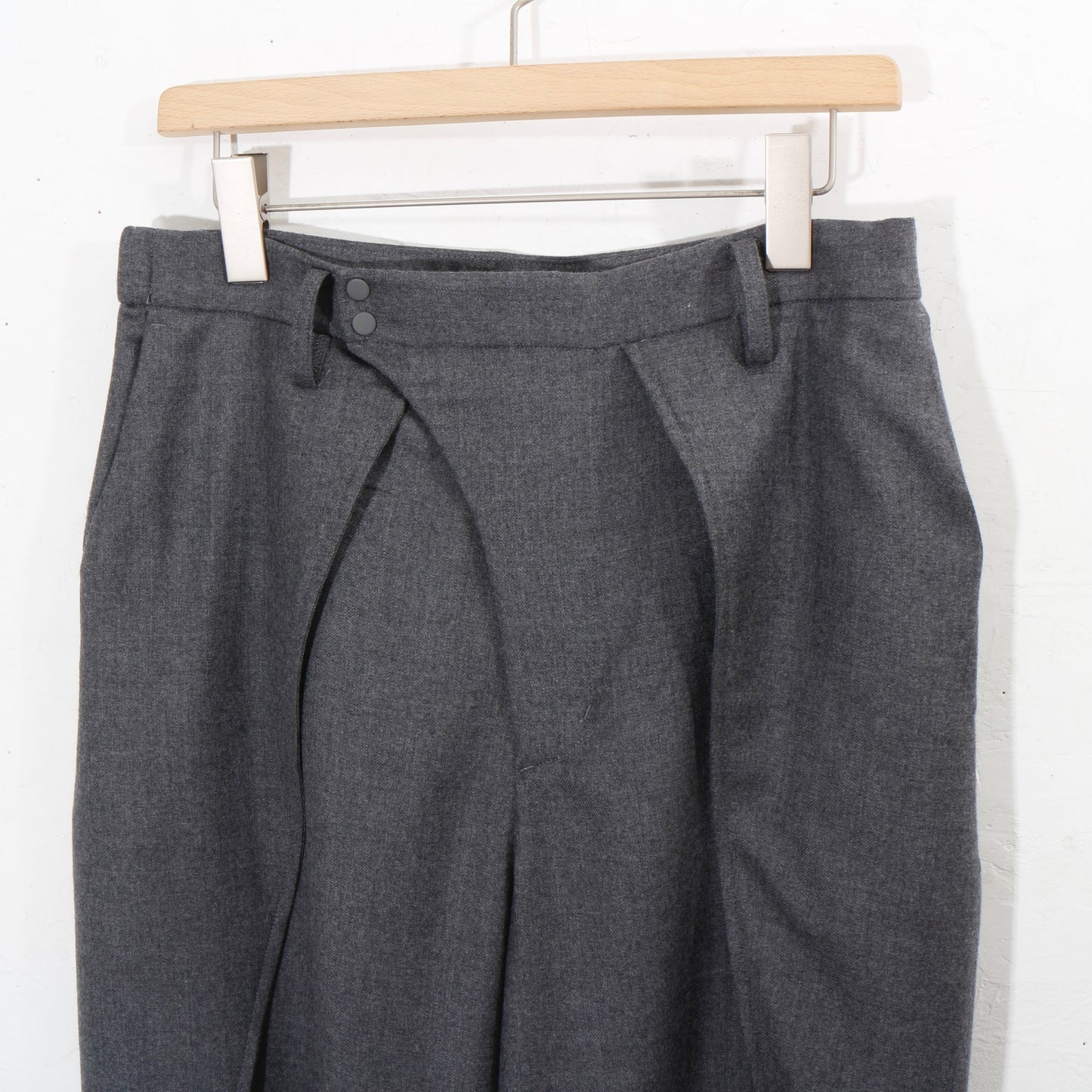 Dub Tailored Trousers / grey