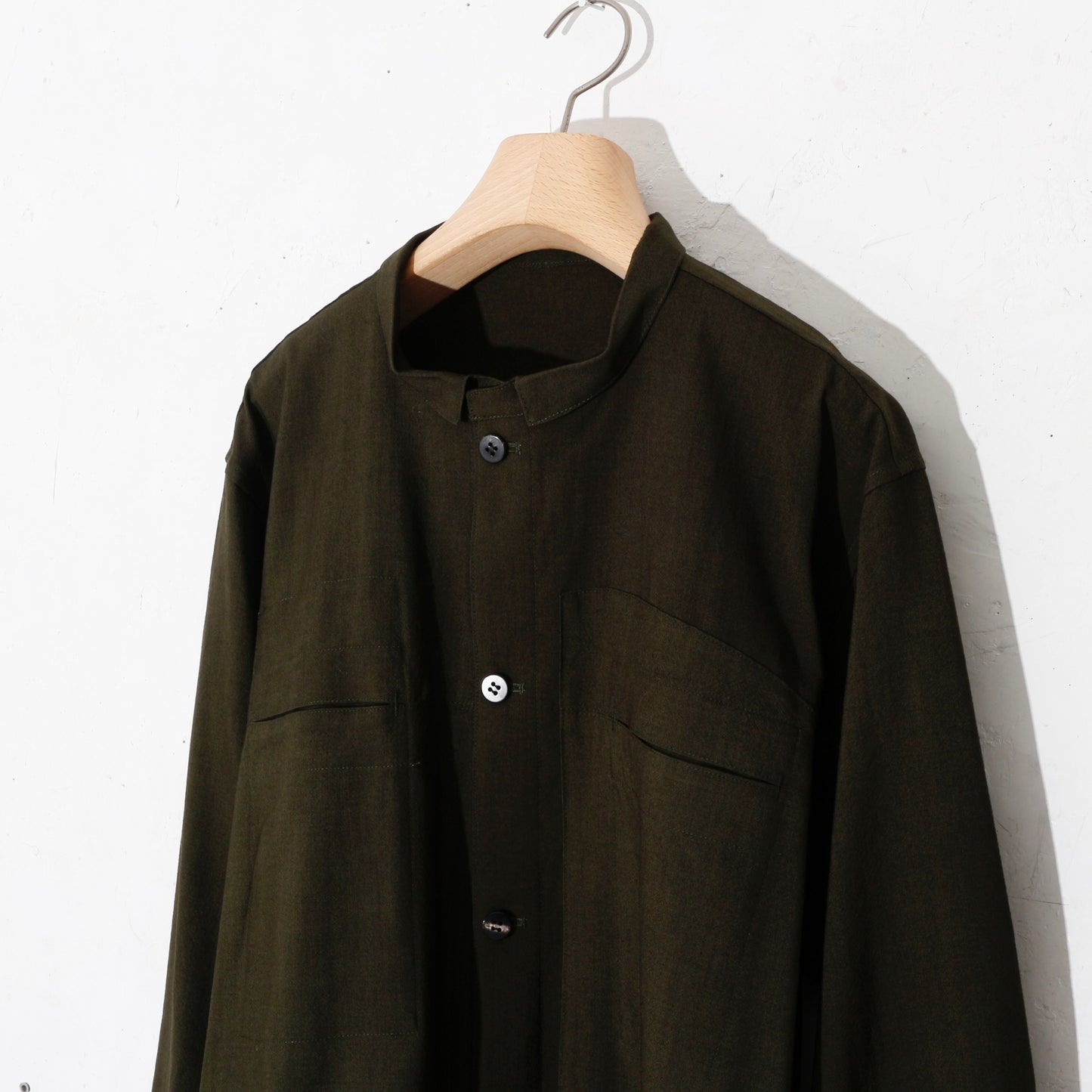 Uneven Dyed Short Shirt Jacket   / D.green