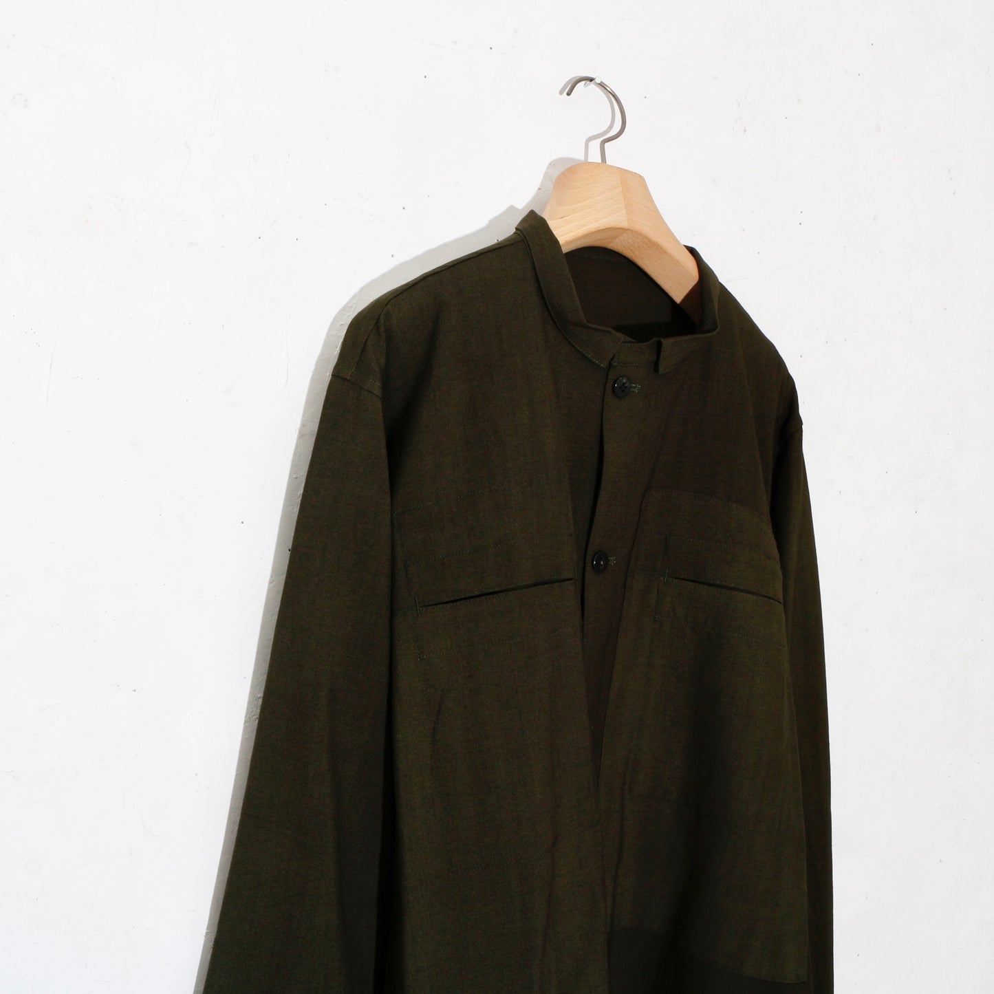 Uneven Dyed Short Shirt Jacket   / D.green