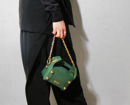 LEATHER CAKE BAG / moss green