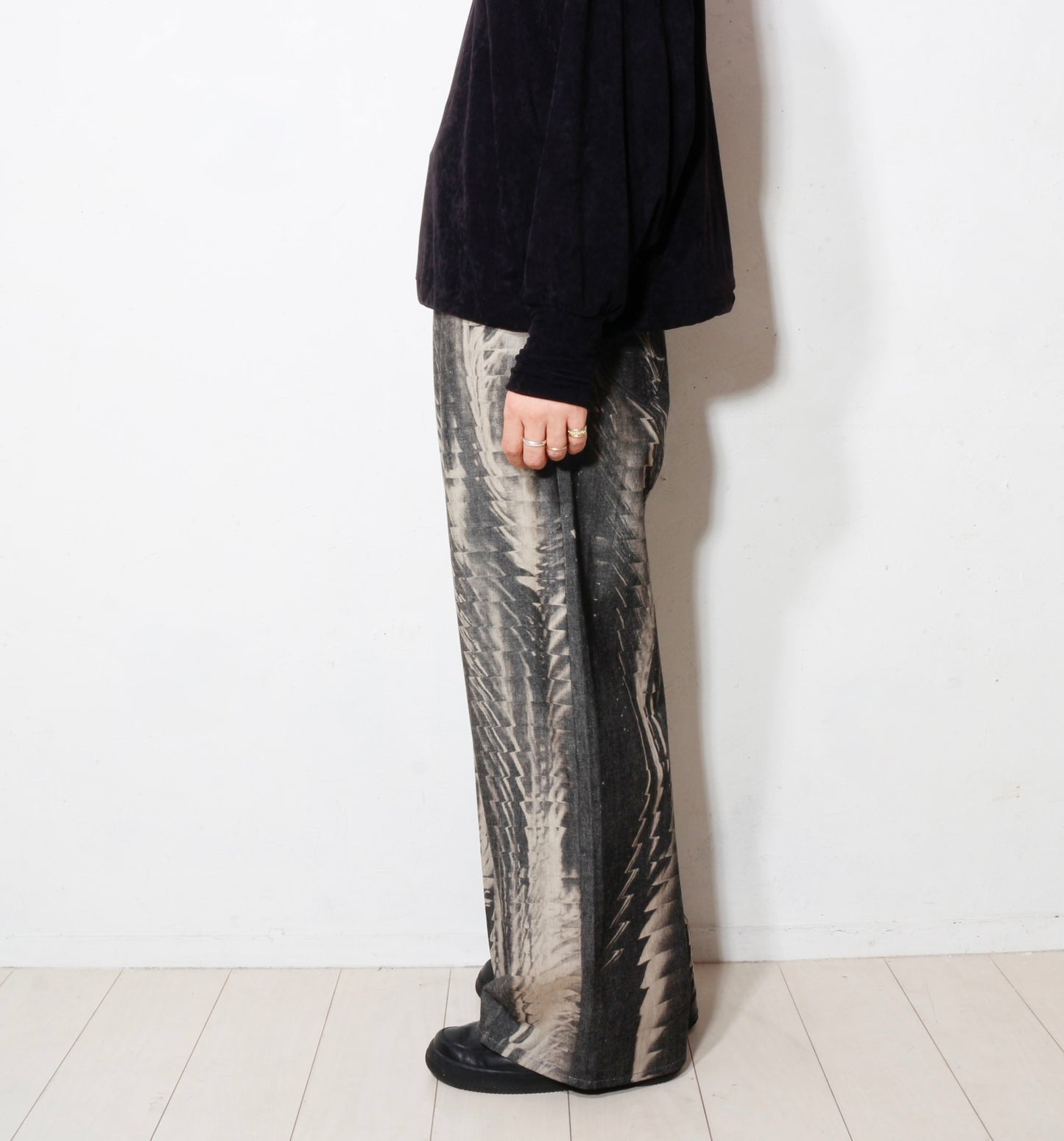 Latent Bleach Denim / black