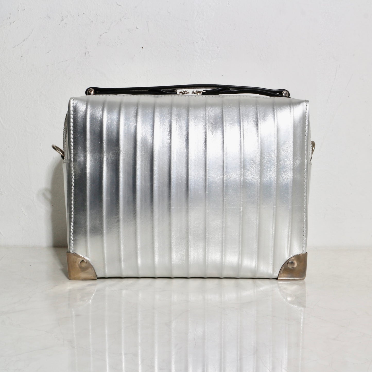 almic container bag