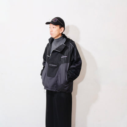 Y2K Anorak : division / cosmic black