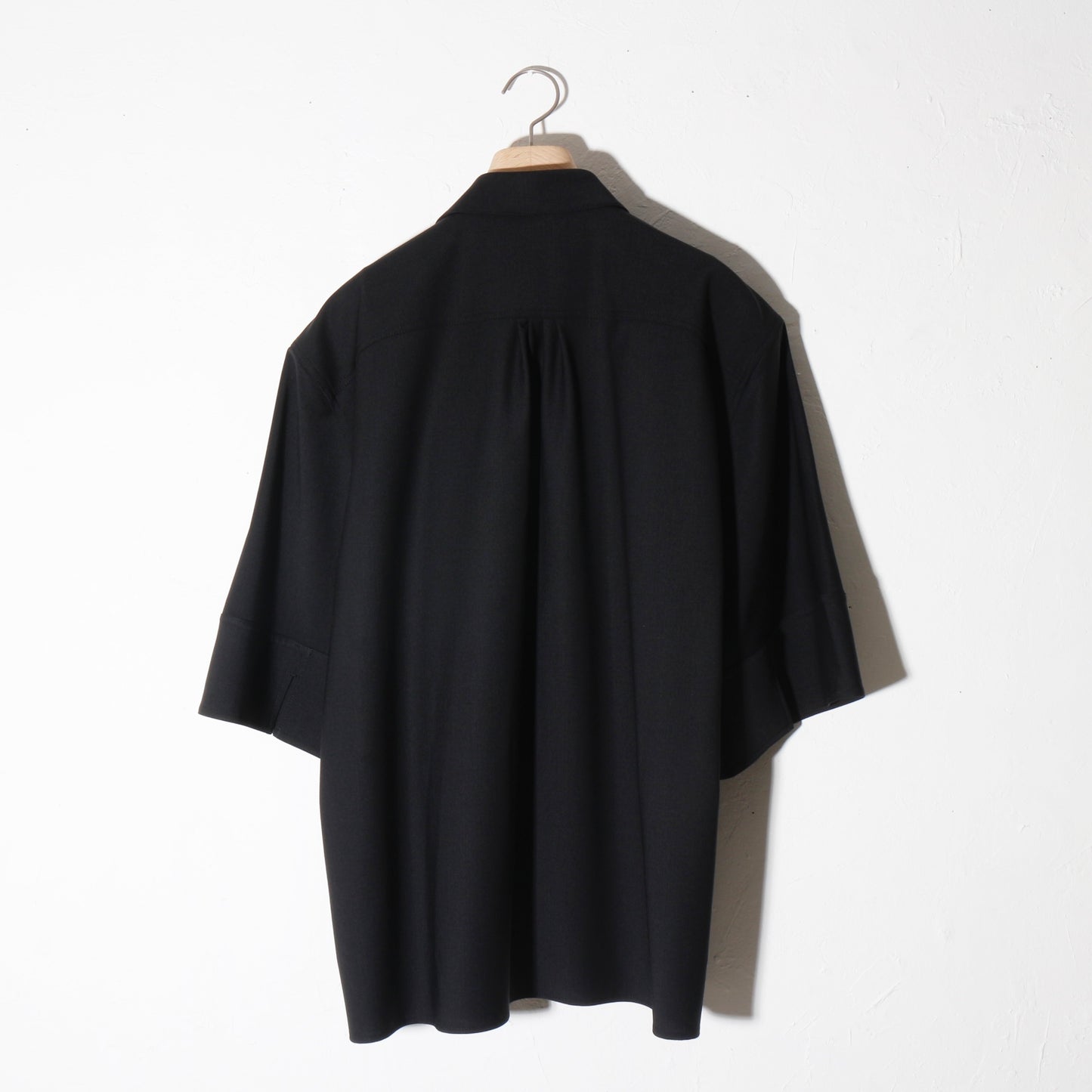 Tri_Front_Shirt /black