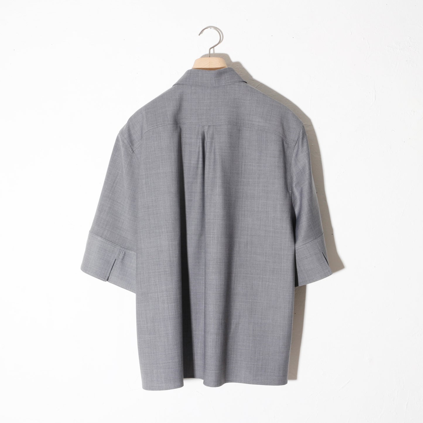Tri_Front_Shirt /grey
