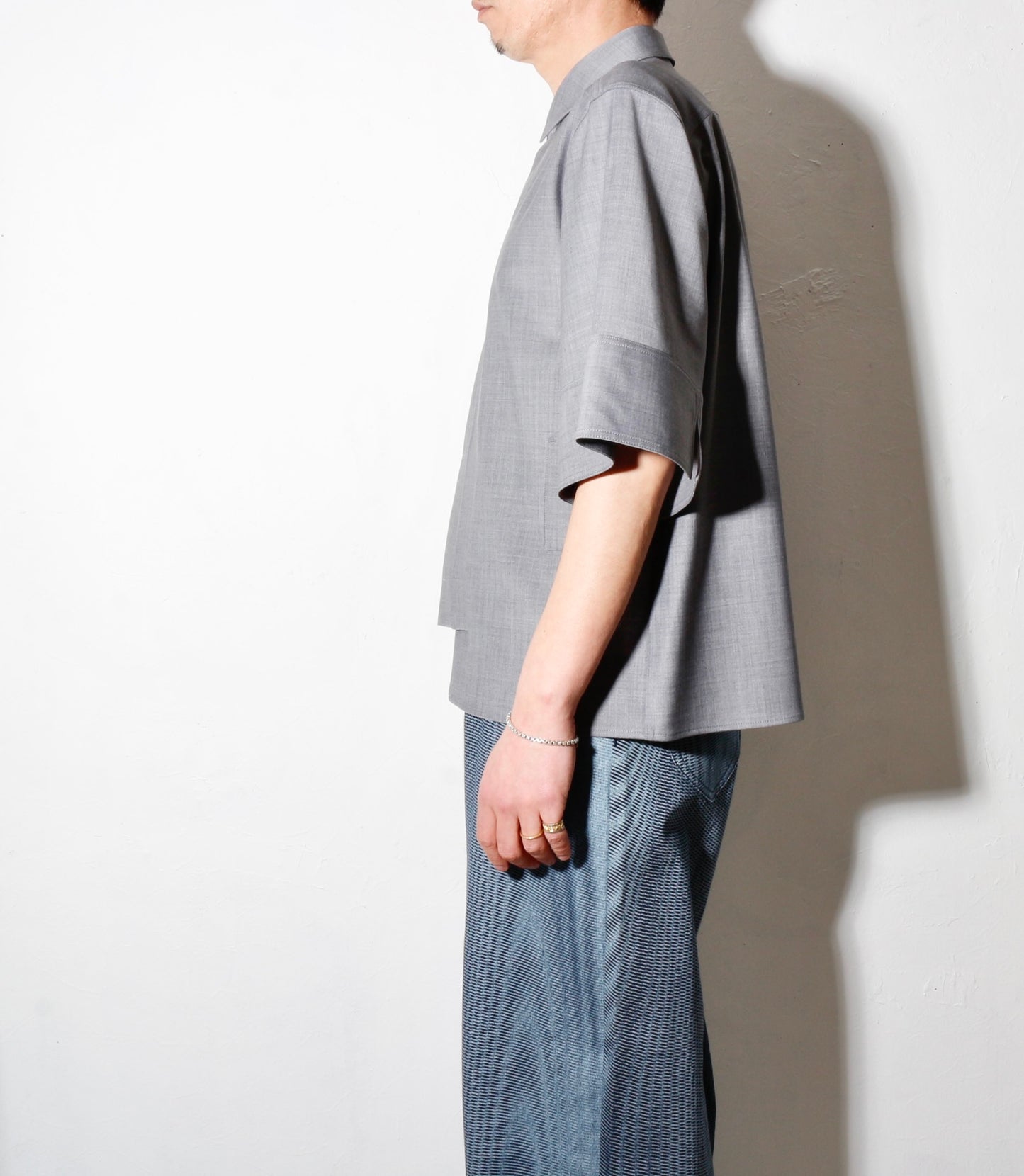 Tri_Front_Shirt /grey