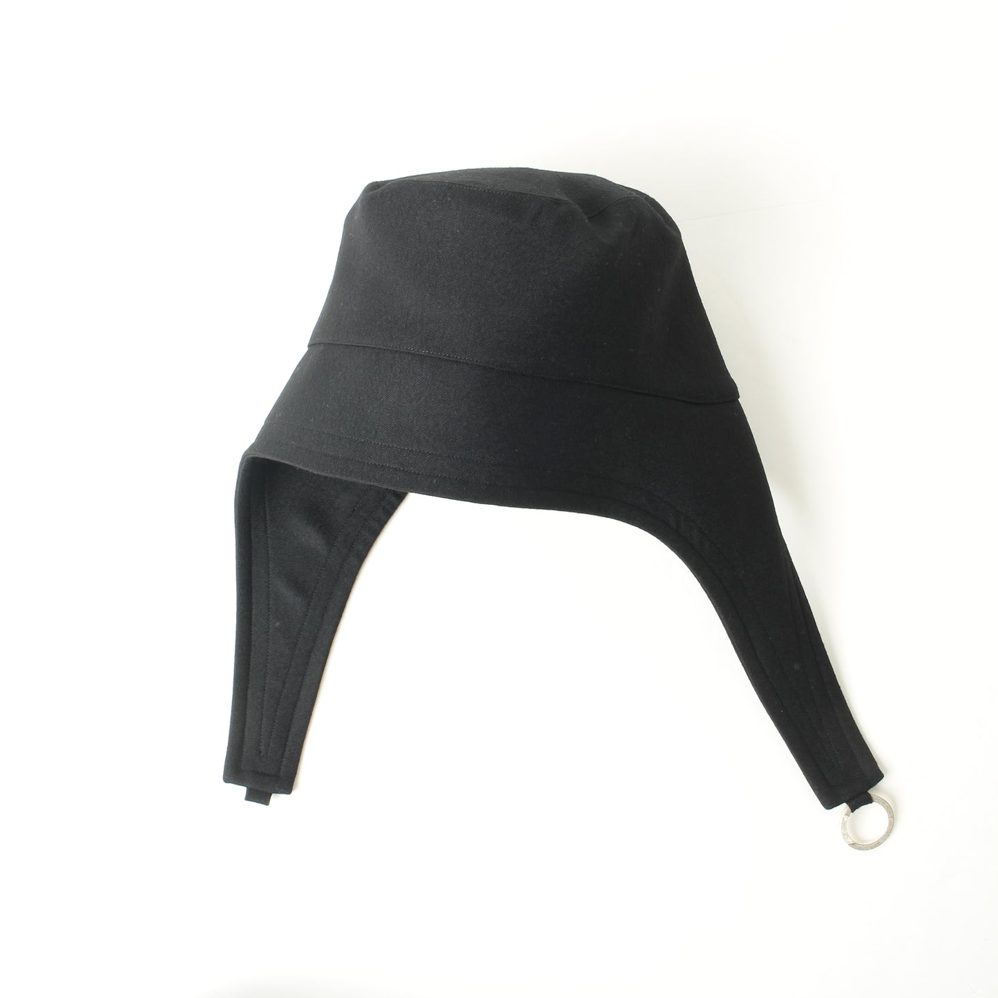 Moebius Hat / black