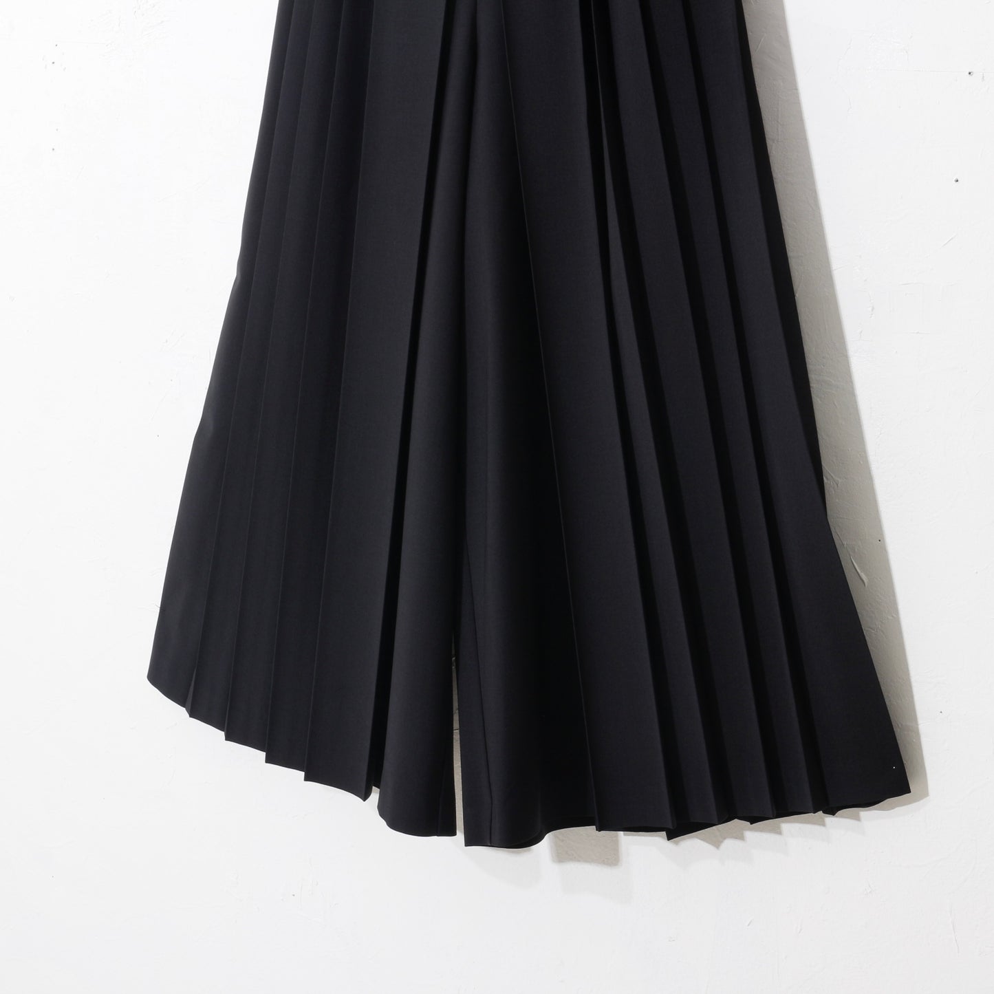 Hak_Pleats_pants / black